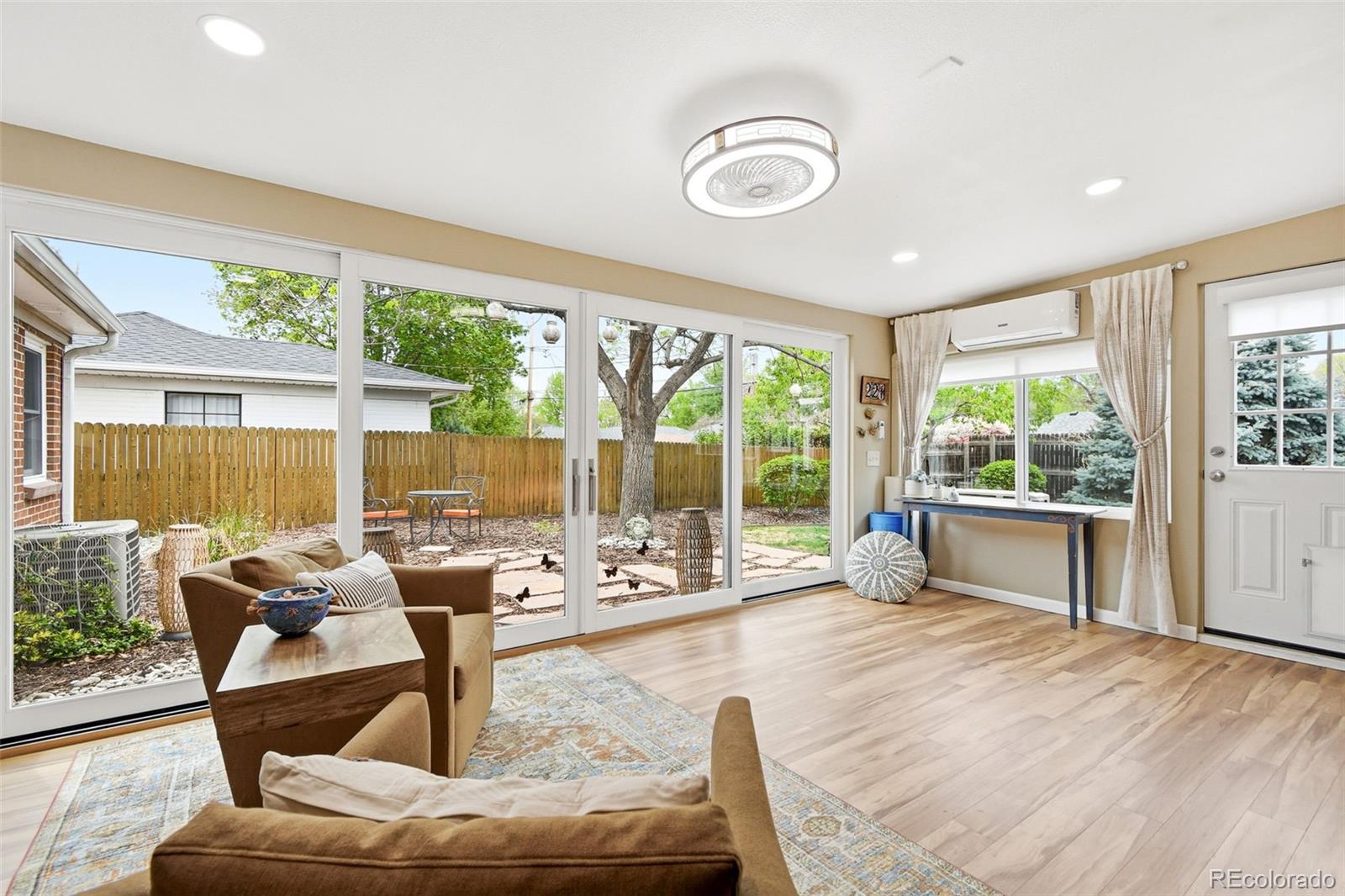 MLS Image #21 for 221  oneida street,denver, Colorado