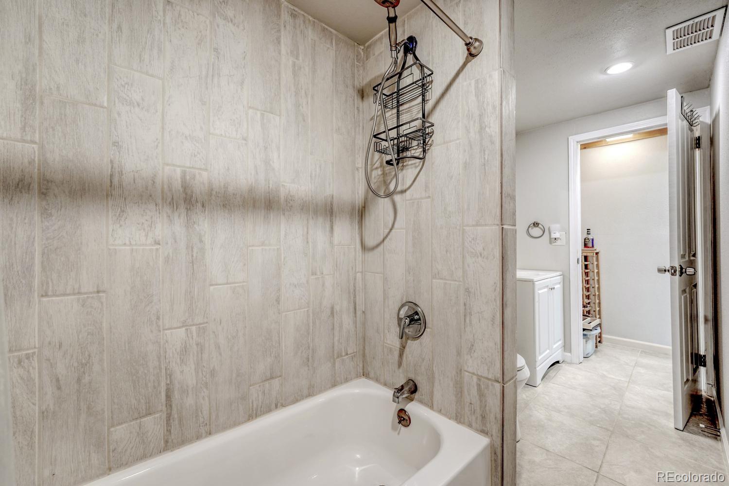 MLS Image #26 for 5575 s sedalia street,centennial, Colorado