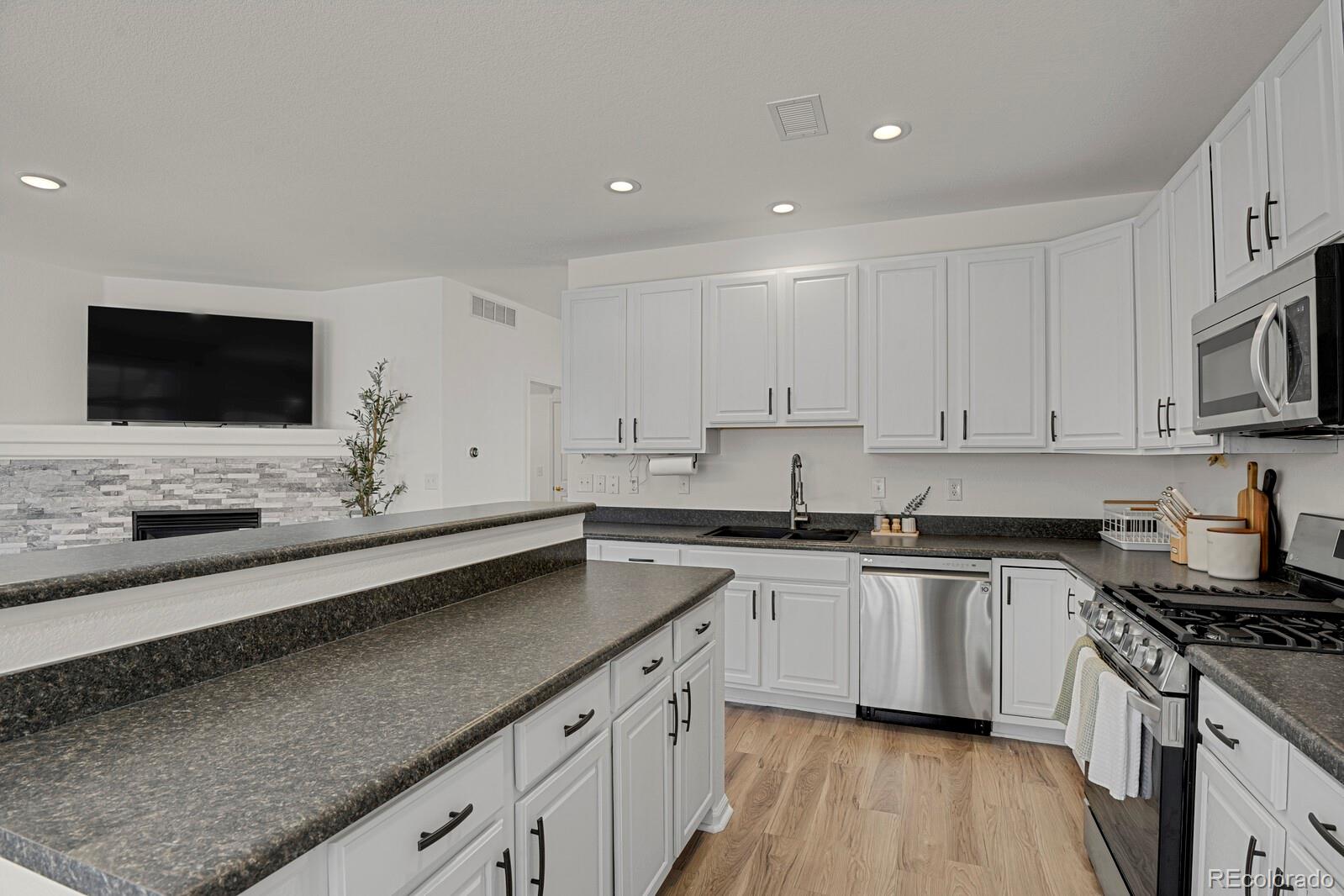 MLS Image #12 for 13614  garfield street,thornton, Colorado