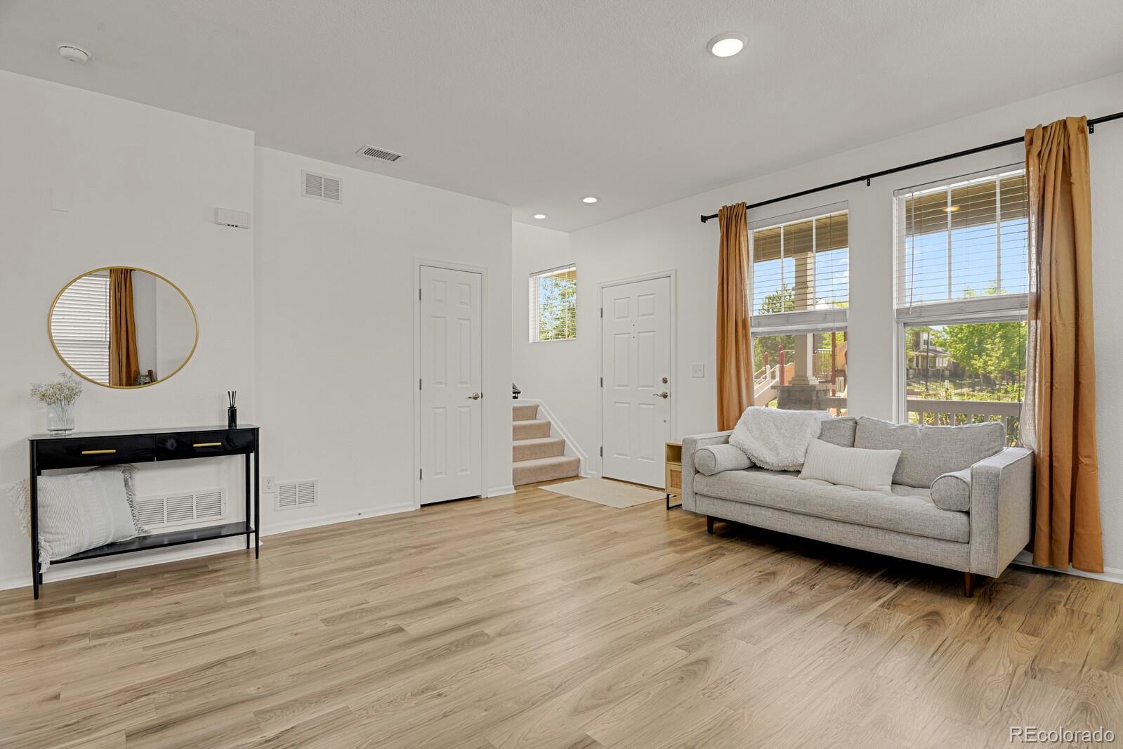MLS Image #5 for 13614  garfield street,thornton, Colorado
