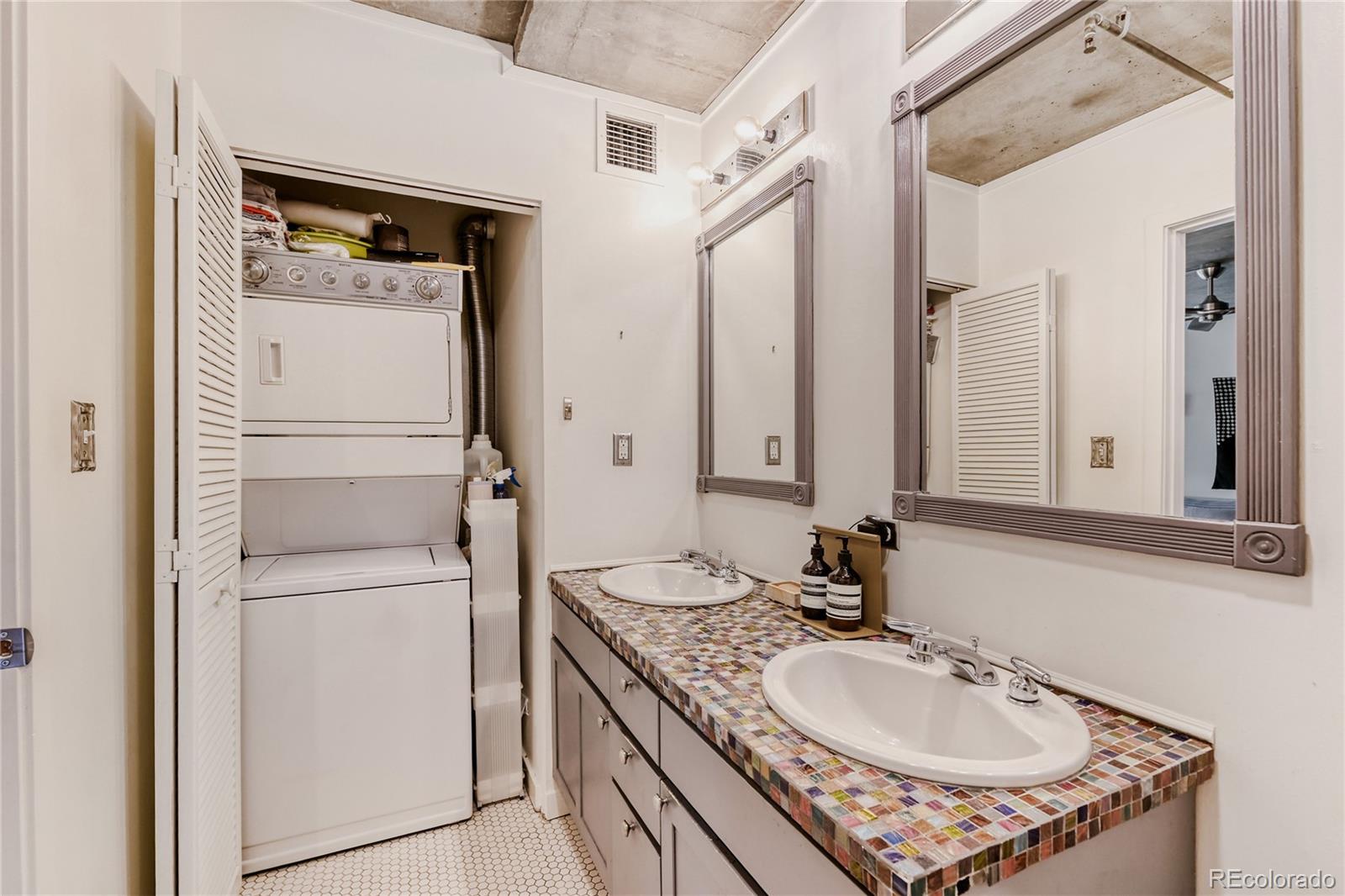 MLS Image #17 for 1050  cherokee street 210,denver, Colorado