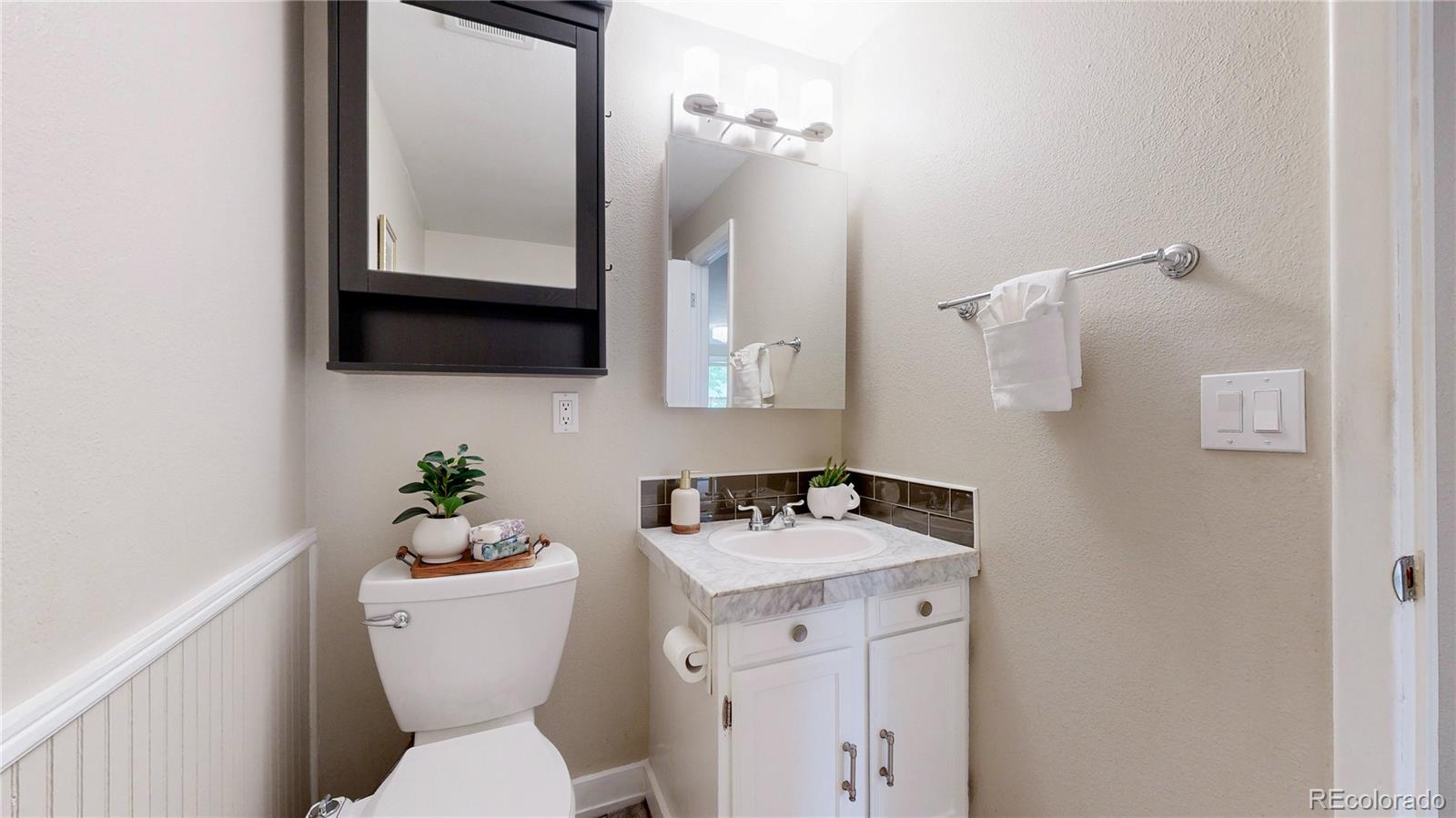 MLS Image #11 for 716  goss drive,longmont, Colorado