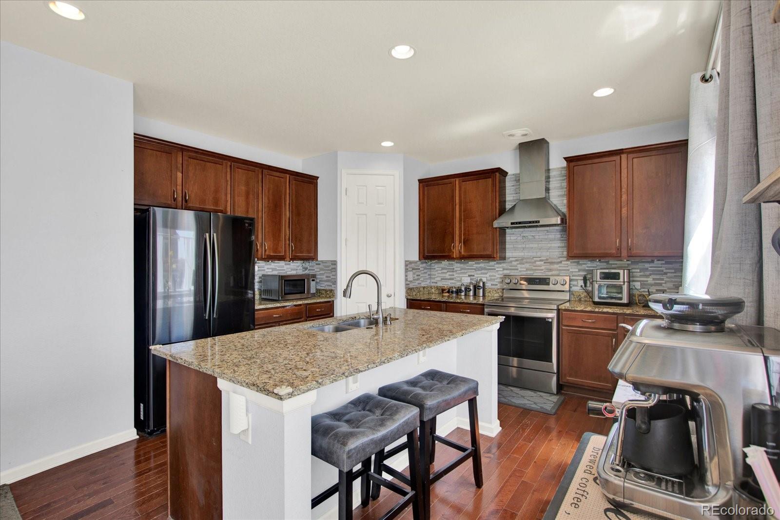 MLS Image #11 for 9934  norfolk street,commerce city, Colorado