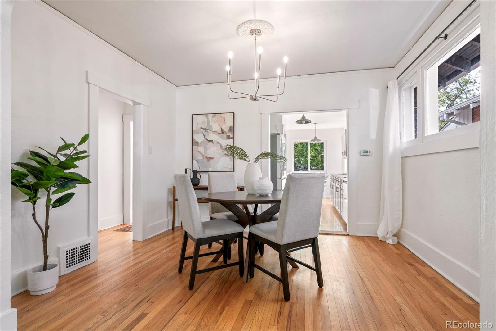 MLS Image #14 for 906  monroe street,denver, Colorado