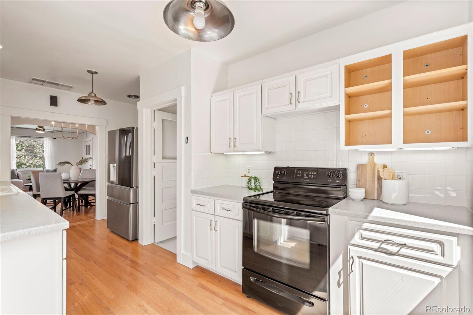 MLS Image #25 for 906  monroe street,denver, Colorado