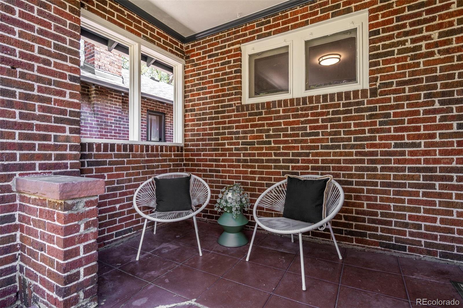 MLS Image #3 for 906  monroe street,denver, Colorado