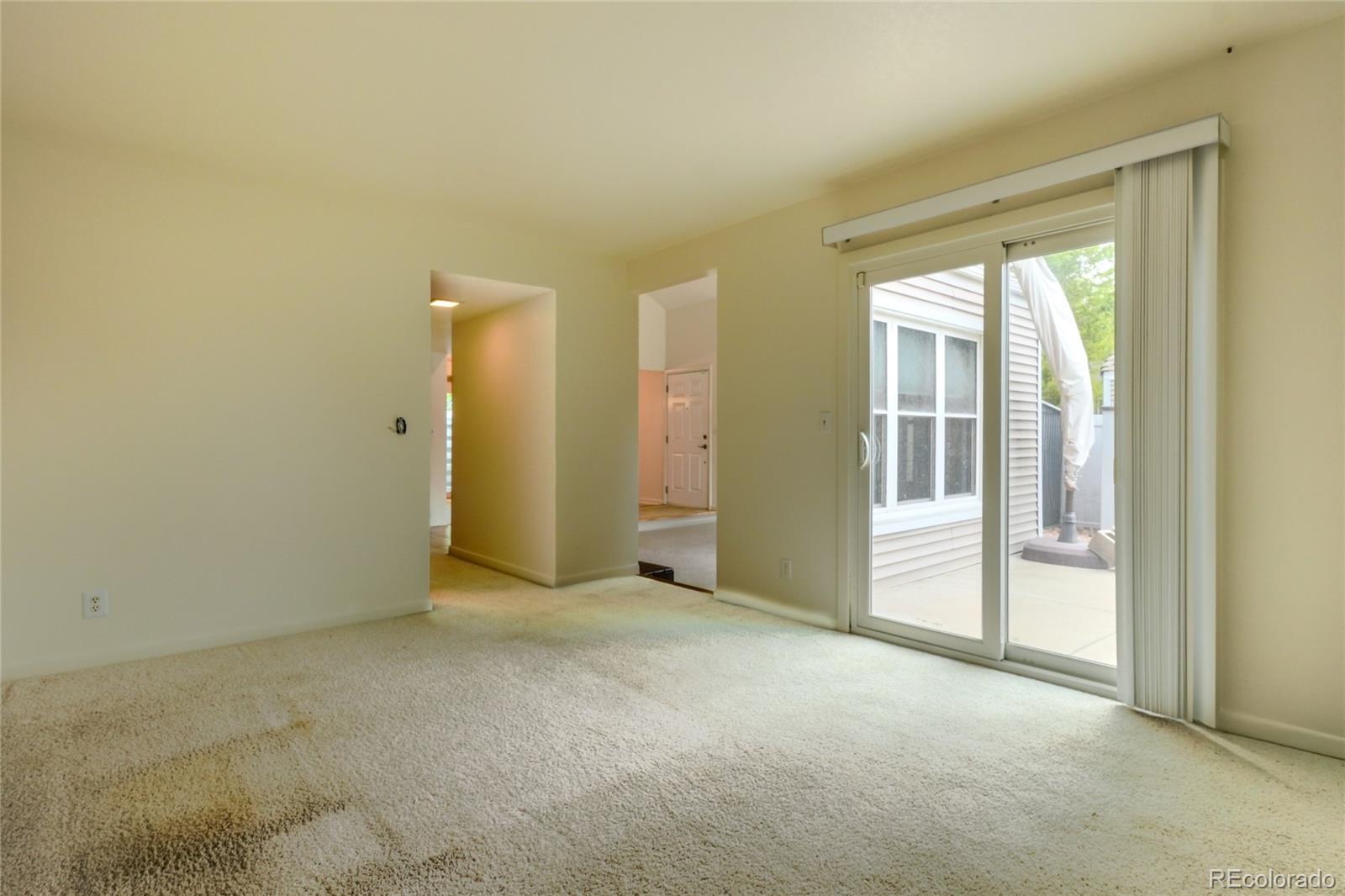 MLS Image #12 for 2267 s yosemite circle,denver, Colorado