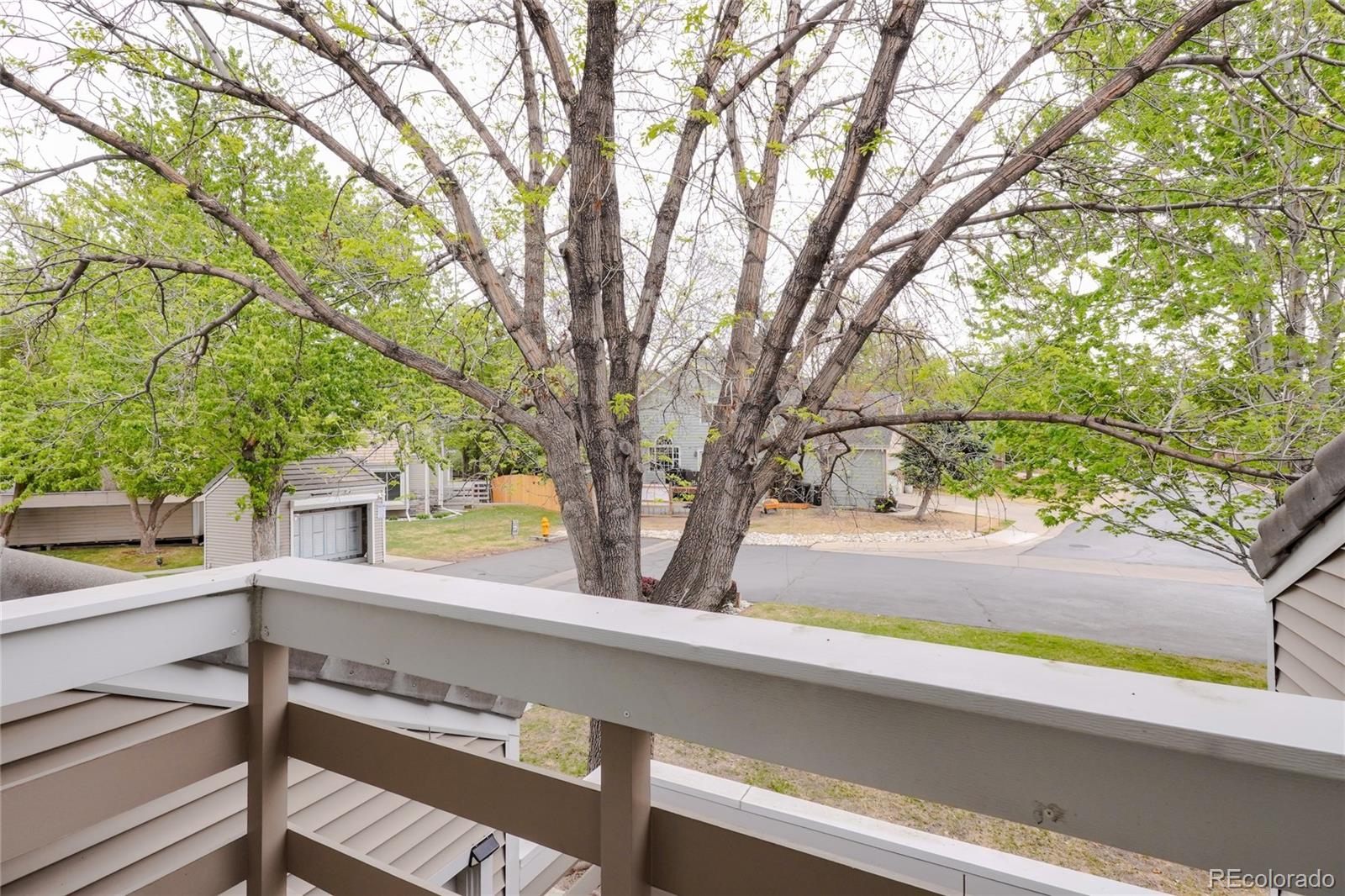 MLS Image #19 for 2267 s yosemite circle,denver, Colorado