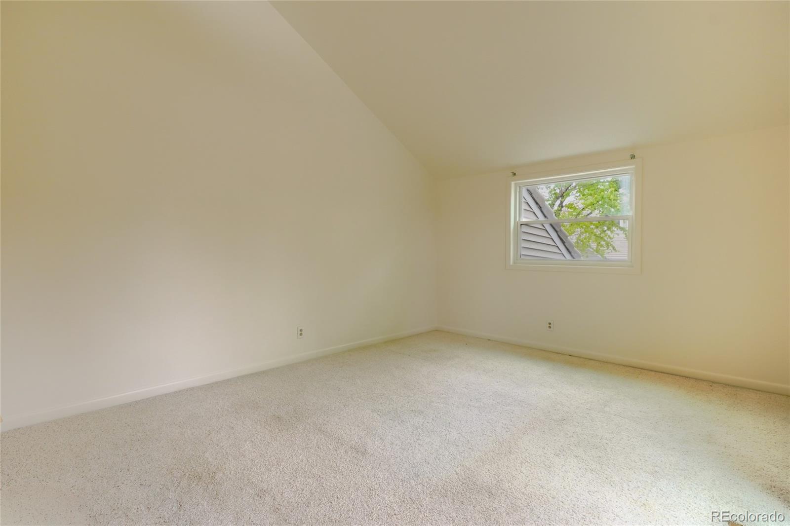 MLS Image #27 for 2267 s yosemite circle,denver, Colorado