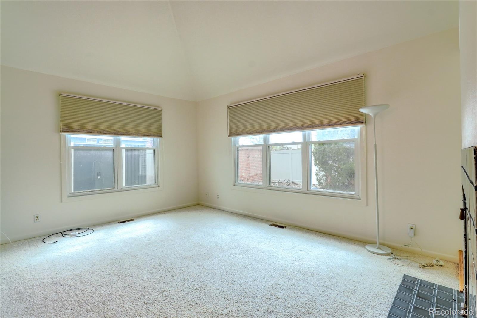 MLS Image #3 for 2267 s yosemite circle,denver, Colorado