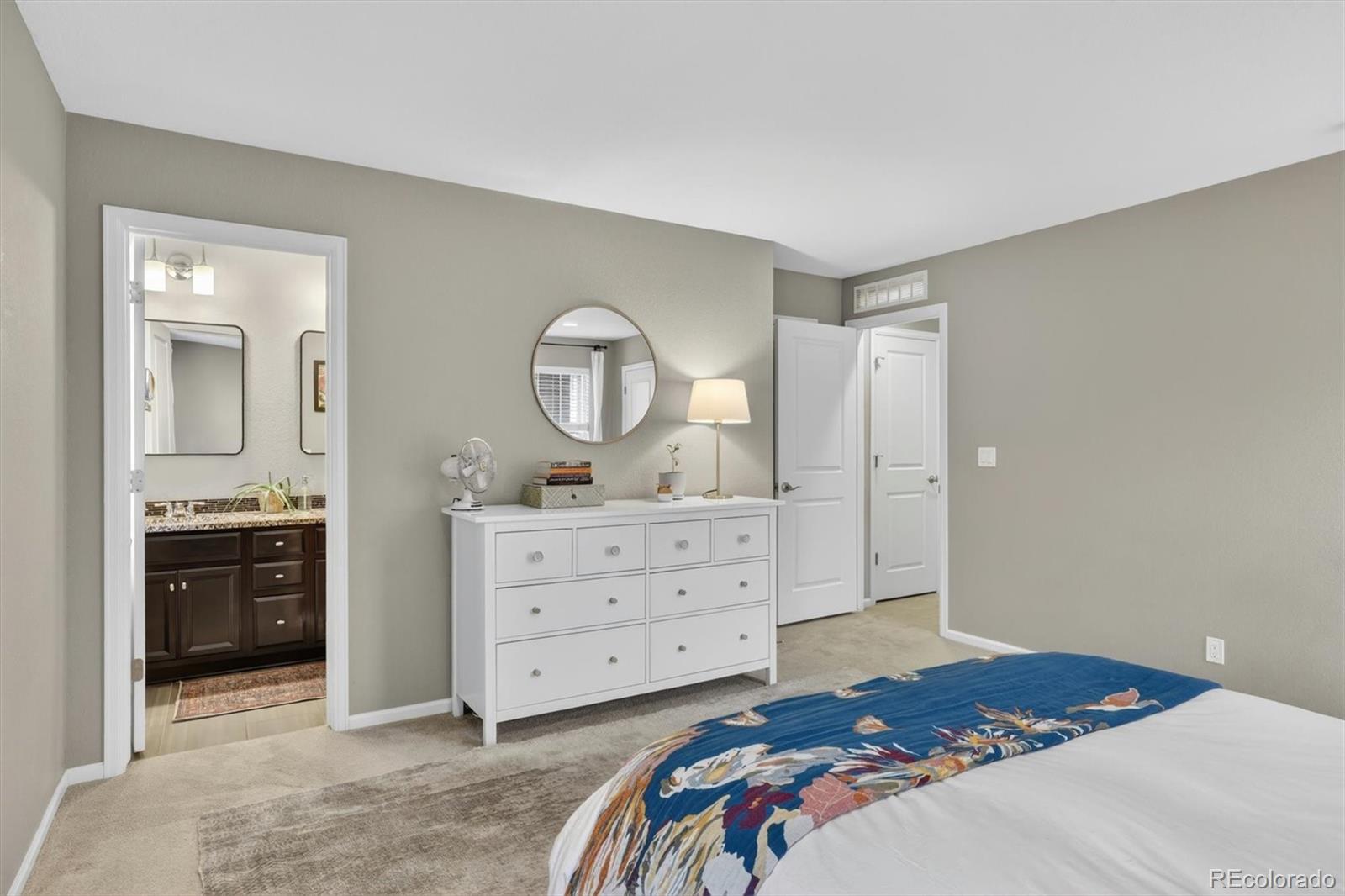 MLS Image #14 for 11277 e 28th place,denver, Colorado