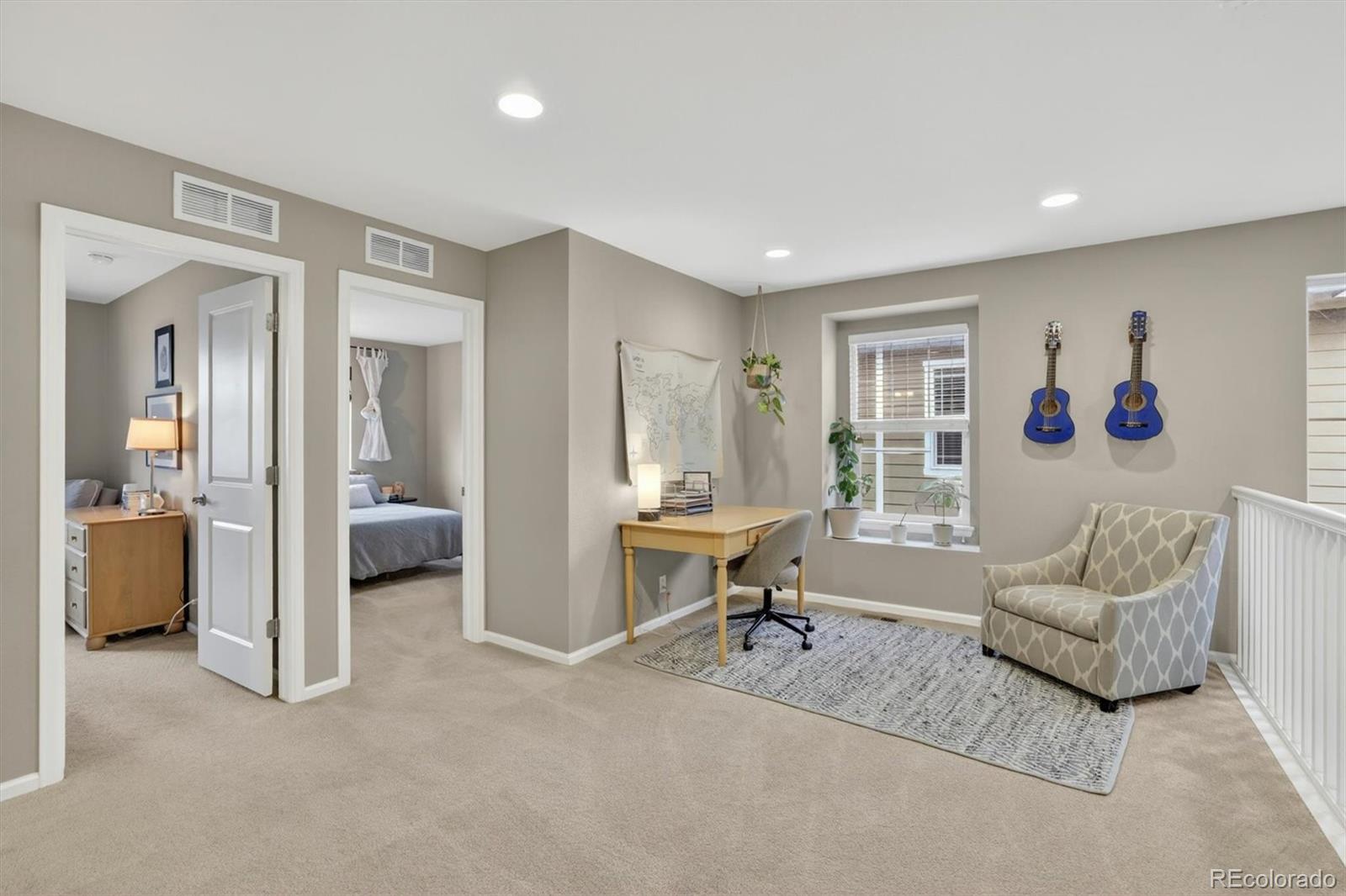 MLS Image #22 for 11277 e 28th place,denver, Colorado