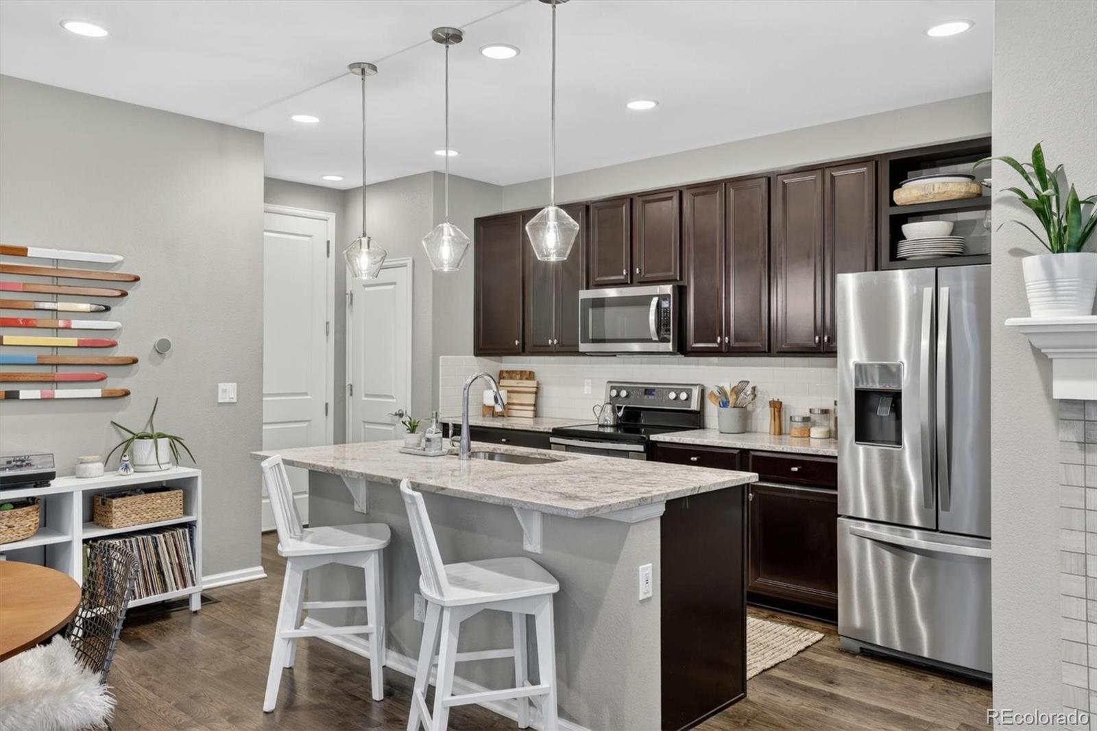 MLS Image #7 for 11277 e 28th place,denver, Colorado