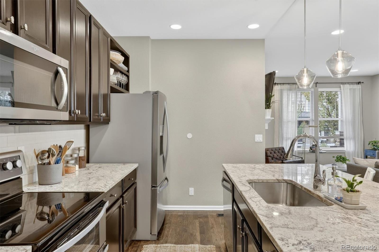 MLS Image #8 for 11277 e 28th place,denver, Colorado