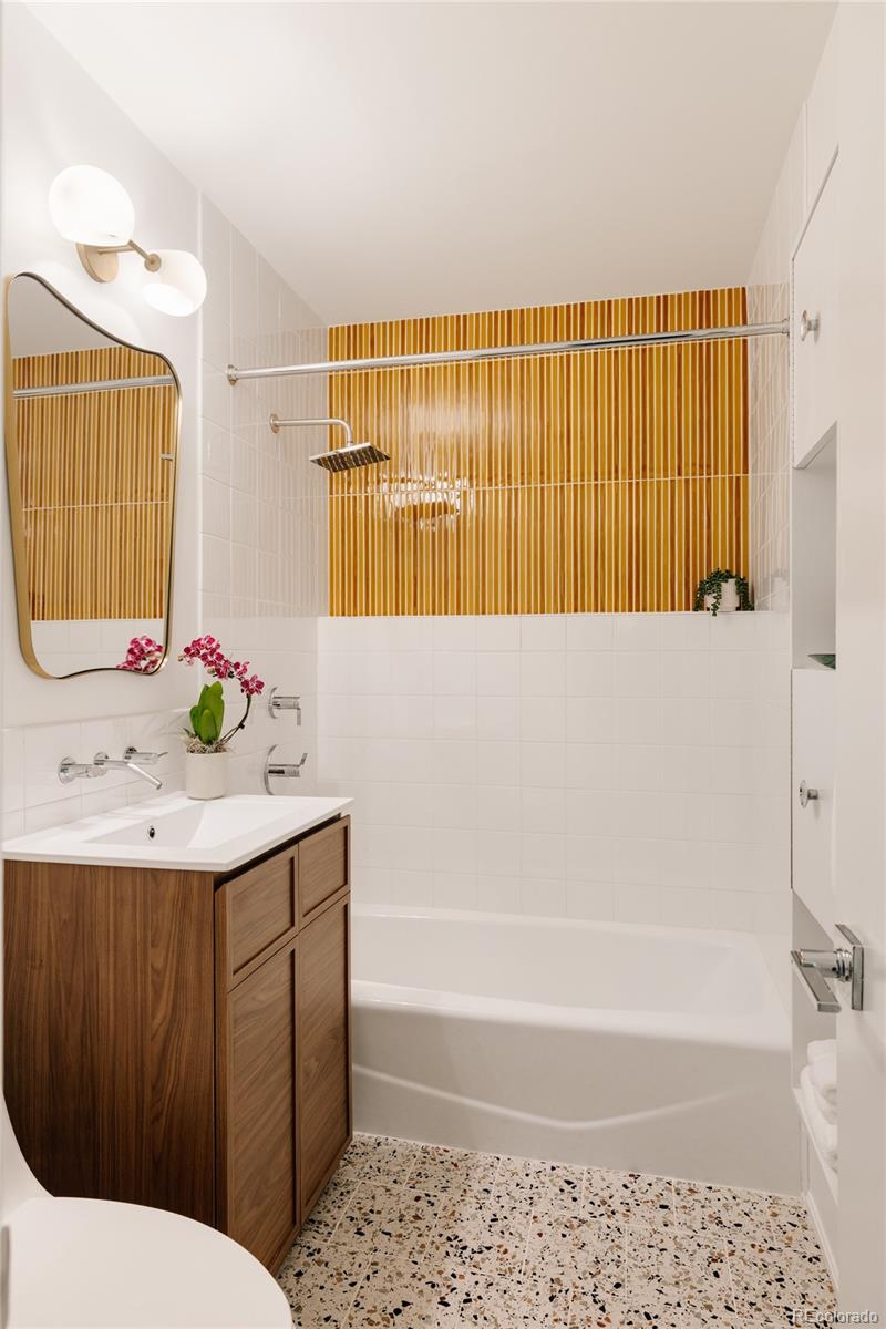 MLS Image #24 for 2940 s marion street,englewood, Colorado