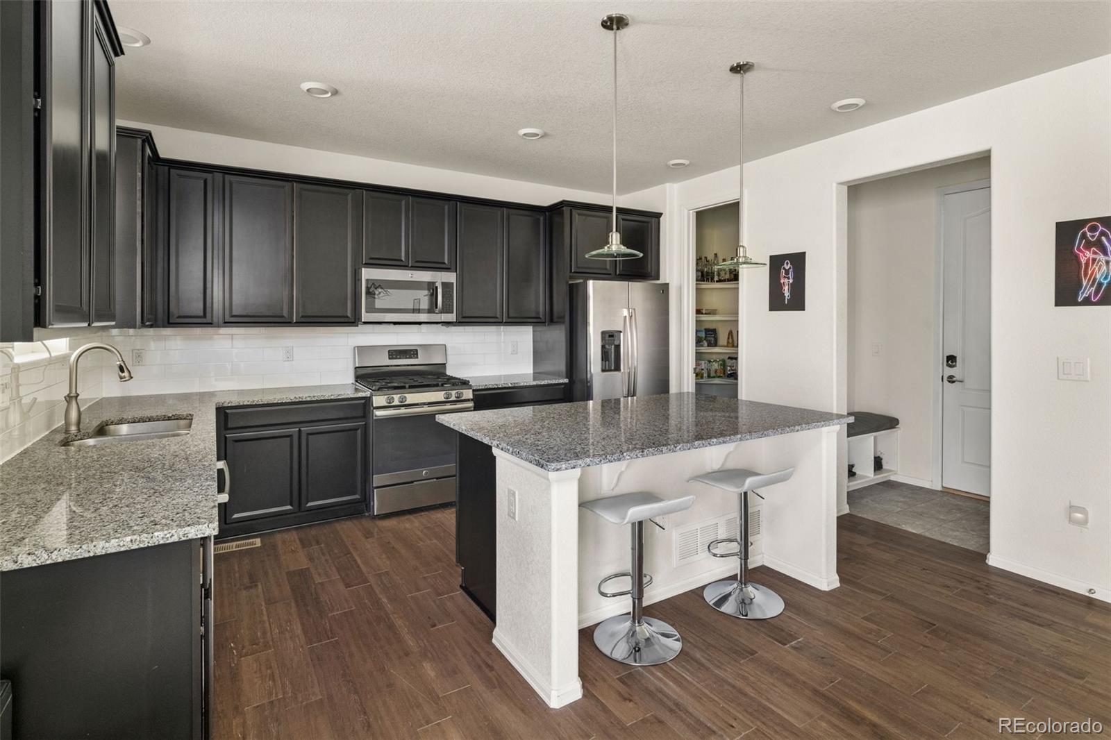 MLS Image #13 for 19255 w 84th place,arvada, Colorado
