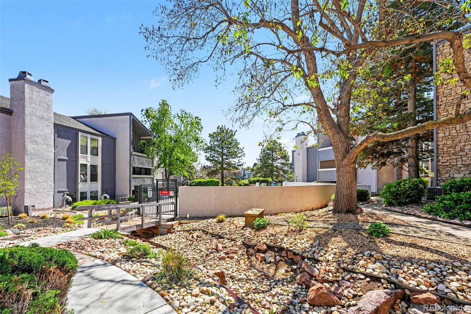 MLS Image #10 for 9727 e peakview avenue,englewood, Colorado