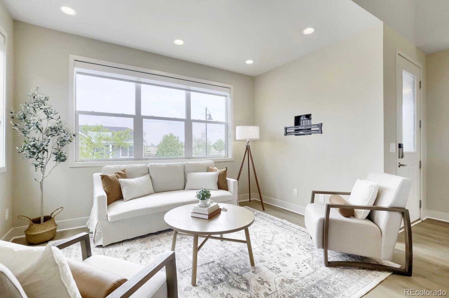 MLS Image #3 for 4692  clear creek drive,longmont, Colorado