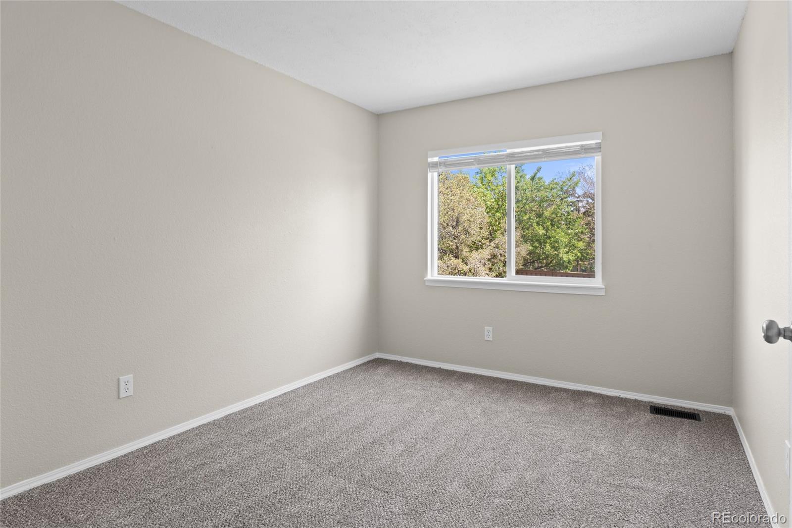 MLS Image #4 for 18575 e saratoga place,aurora, Colorado