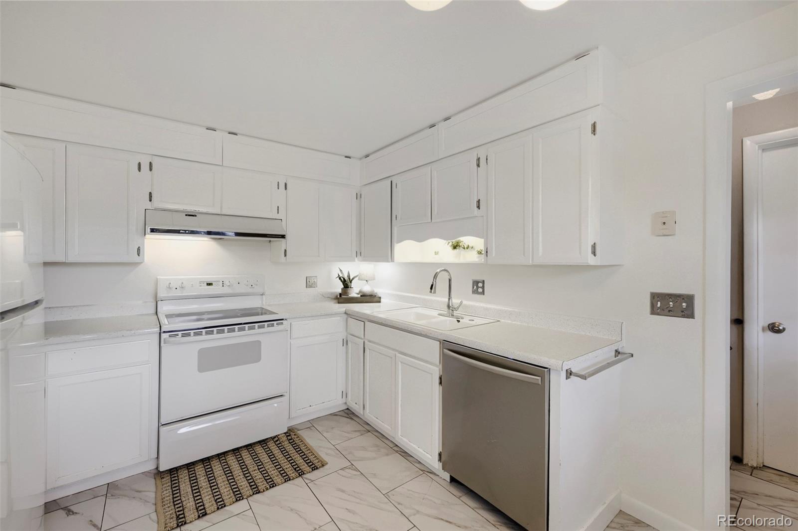 MLS Image #8 for 7802  zuni street,denver, Colorado