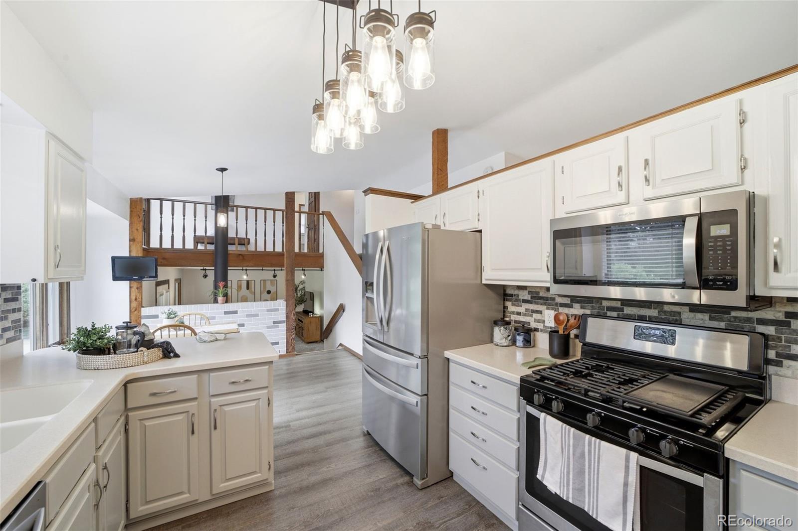 MLS Image #7 for 3909  wesley drive,colorado springs, Colorado