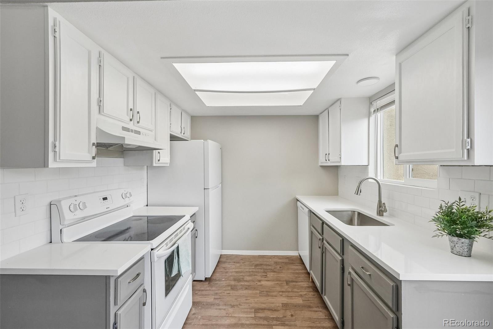 MLS Image #12 for 3027  starlight circle,colorado springs, Colorado