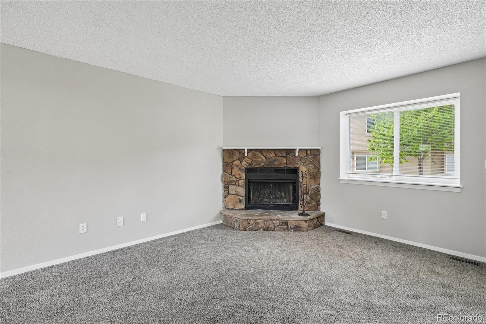 MLS Image #4 for 3027  starlight circle,colorado springs, Colorado