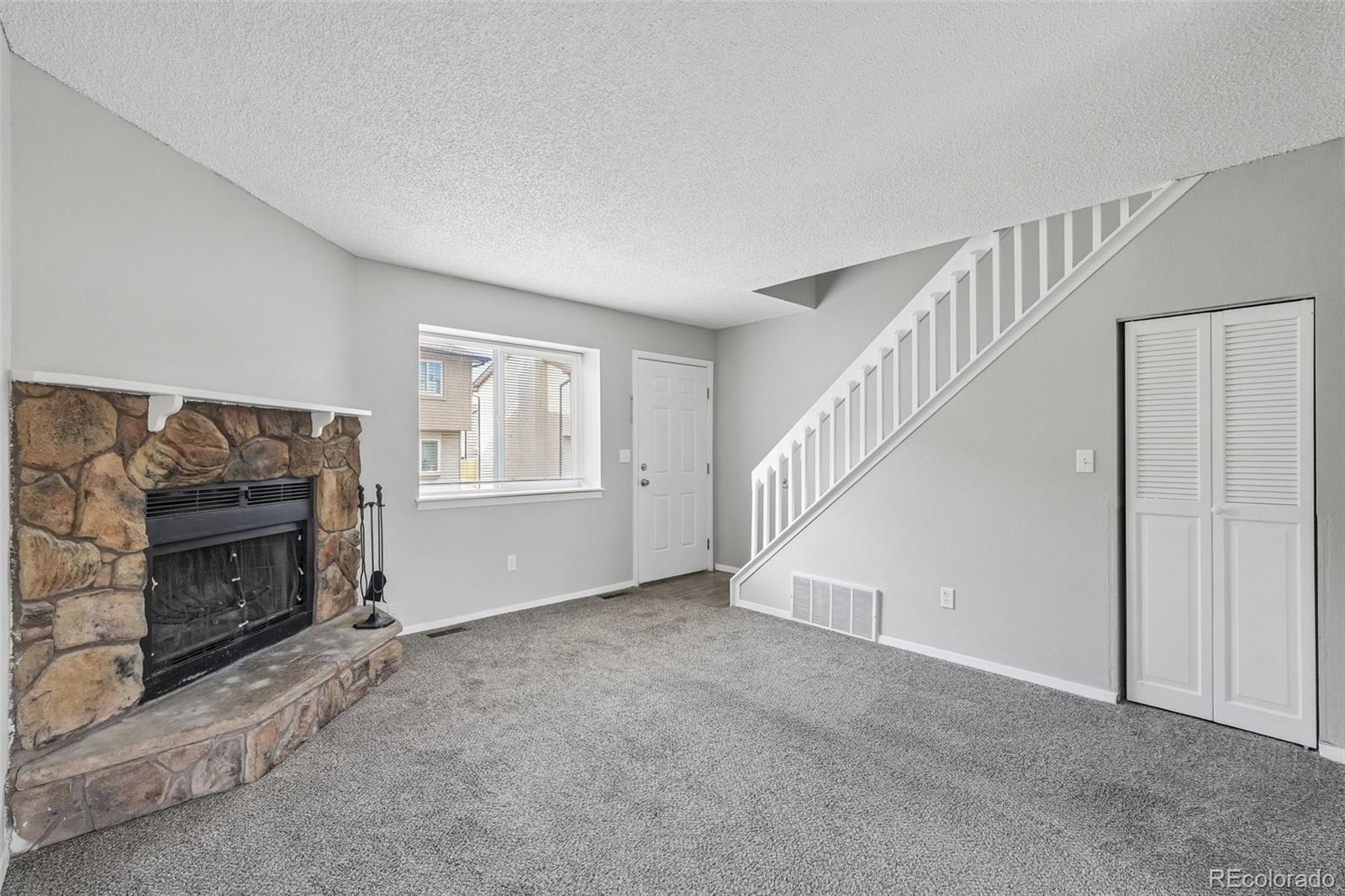 MLS Image #5 for 3027  starlight circle,colorado springs, Colorado