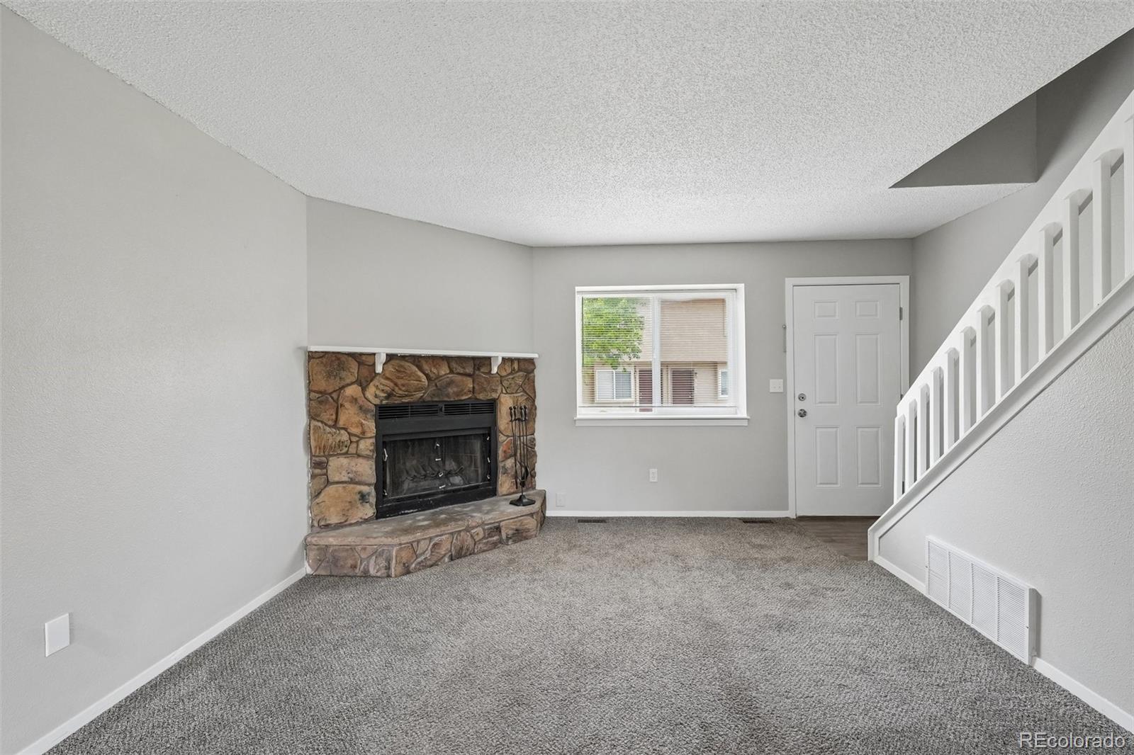 MLS Image #7 for 3027  starlight circle,colorado springs, Colorado