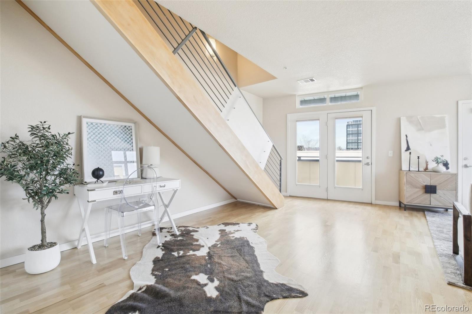 MLS Image #4 for 3101  blake street,denver, Colorado
