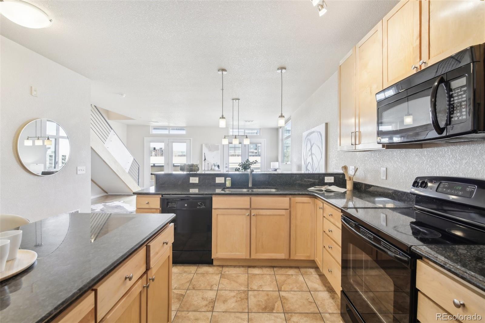 MLS Image #5 for 3101  blake street,denver, Colorado