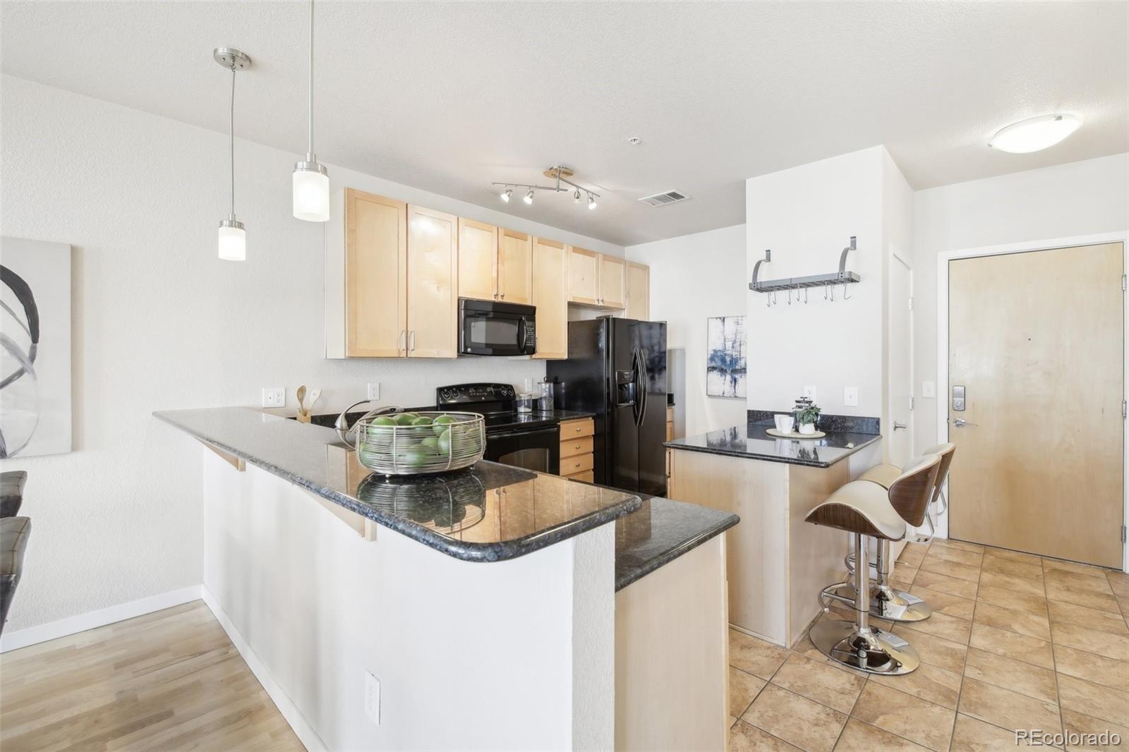 MLS Image #6 for 3101  blake street,denver, Colorado