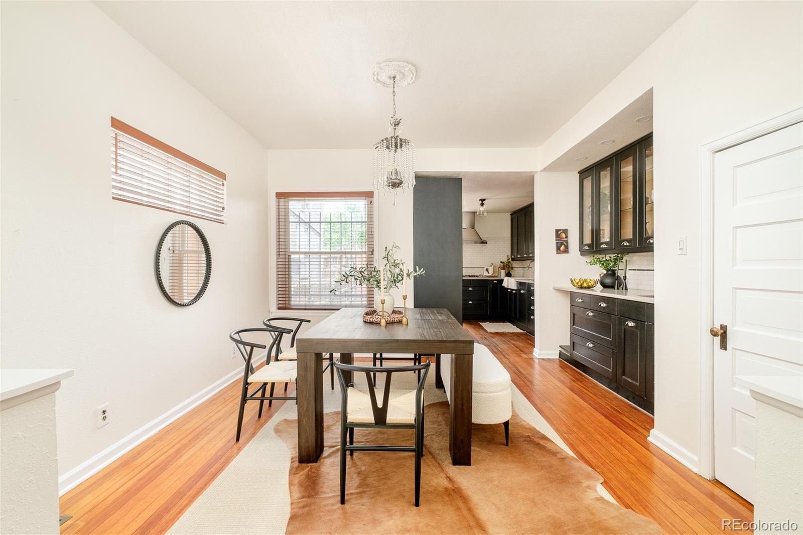 MLS Image #10 for 644 n logan street,denver, Colorado