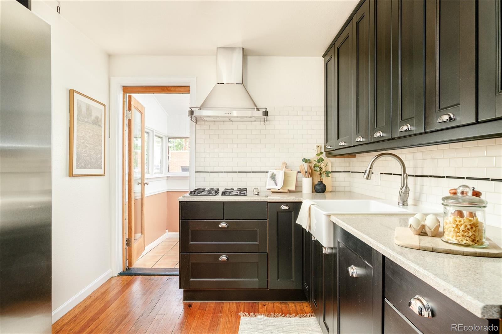 MLS Image #13 for 644 n logan street,denver, Colorado