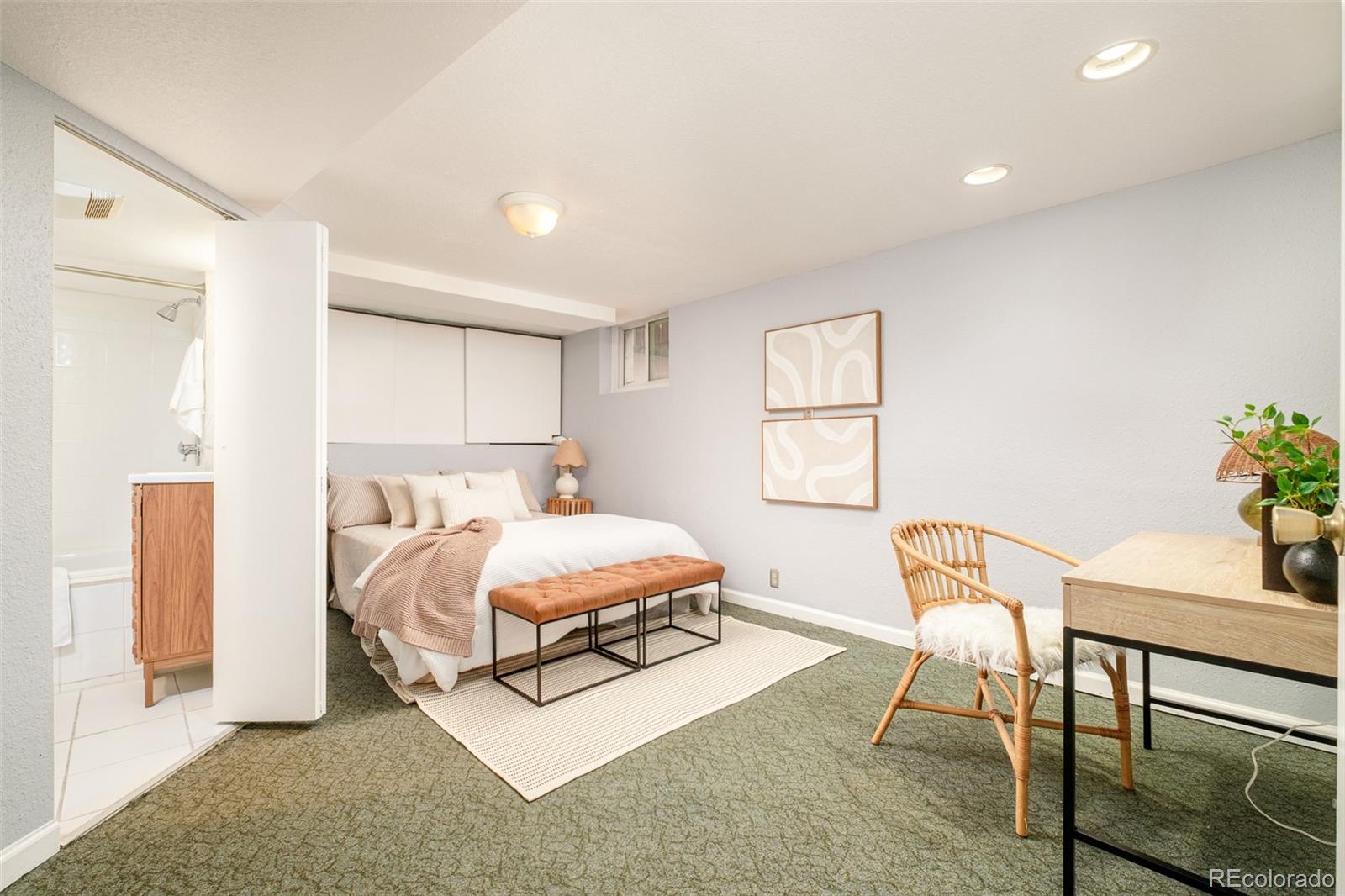 MLS Image #27 for 644 n logan street,denver, Colorado