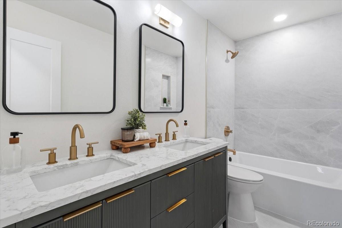 MLS Image #19 for 6174 s lima way,englewood, Colorado
