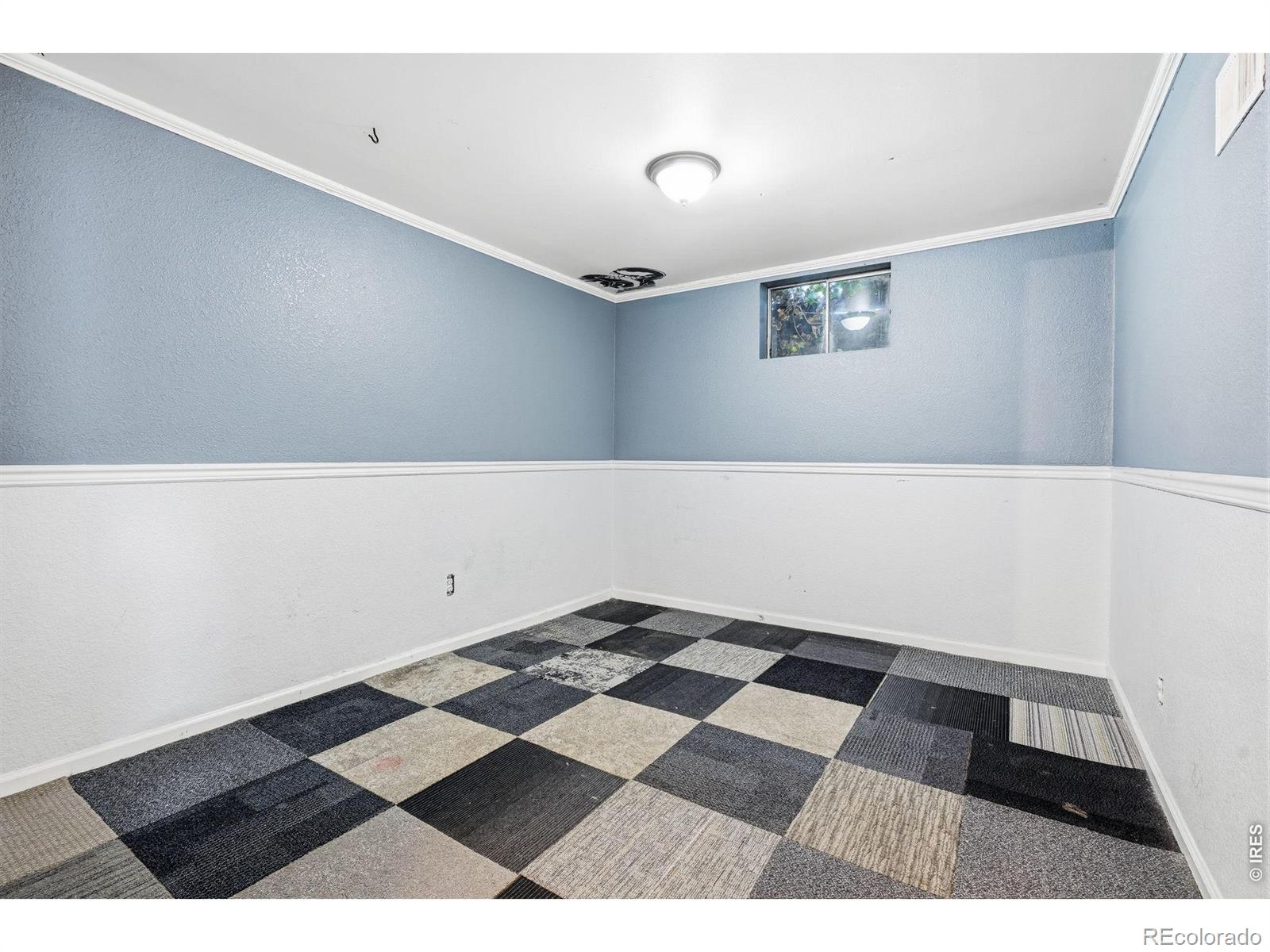 MLS Image #17 for 8260  bluebell way,denver, Colorado
