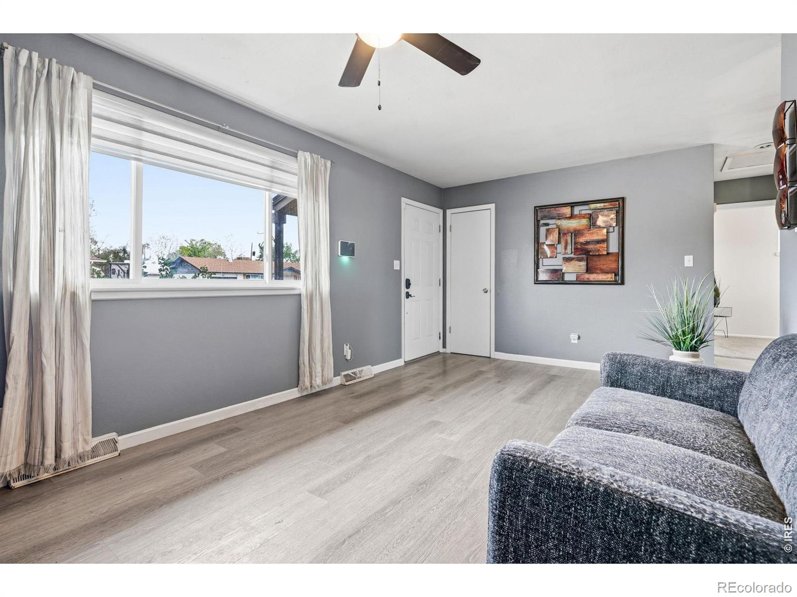 MLS Image #6 for 8260  bluebell way,denver, Colorado