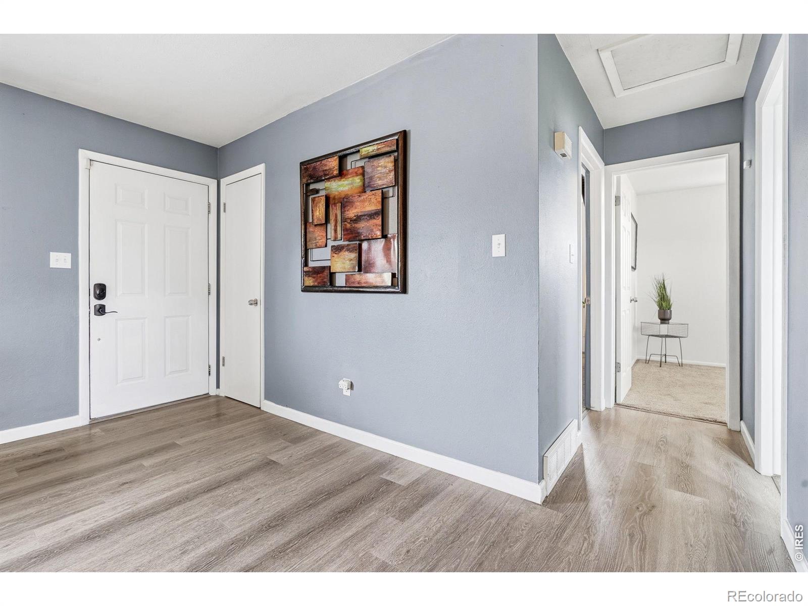 MLS Image #7 for 8260  bluebell way,denver, Colorado