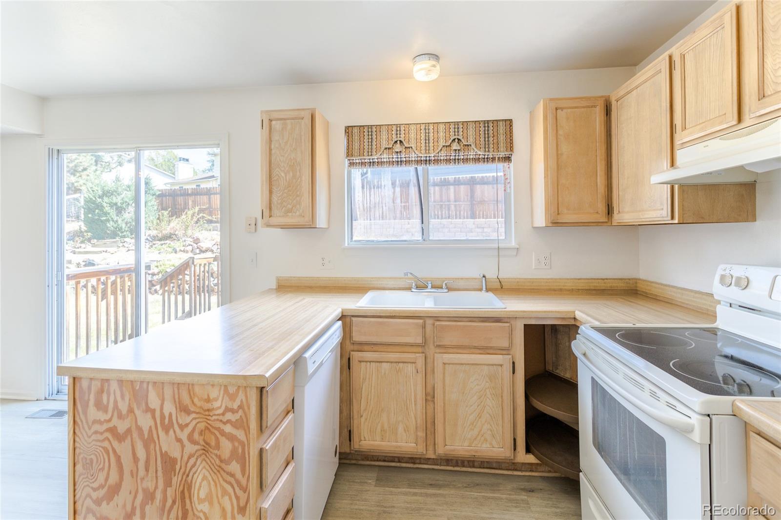 MLS Image #5 for 4429 s ceylon way,aurora, Colorado