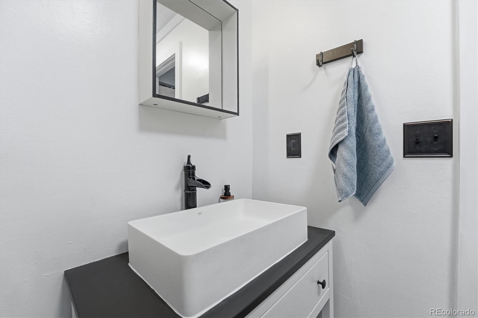 MLS Image #28 for 6860 e mississippi avenue,denver, Colorado