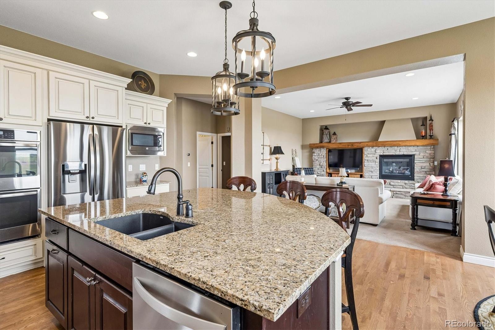 MLS Image #11 for 13949 w 89th loop,arvada, Colorado