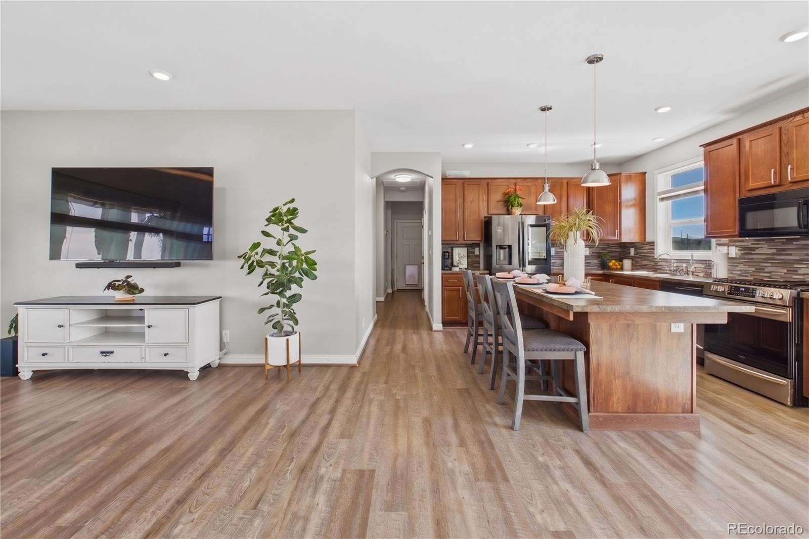 MLS Image #5 for 44076  morning star court,elizabeth, Colorado