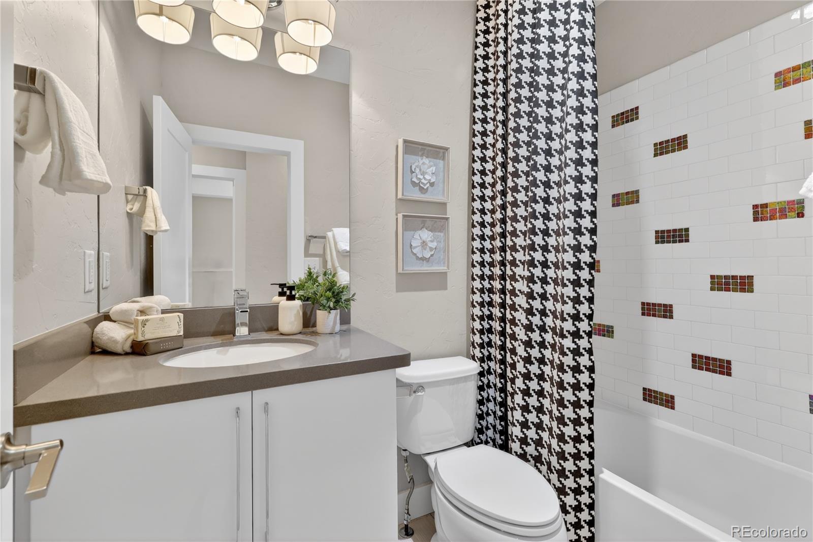 MLS Image #25 for 1622 w 67th avenue,denver, Colorado