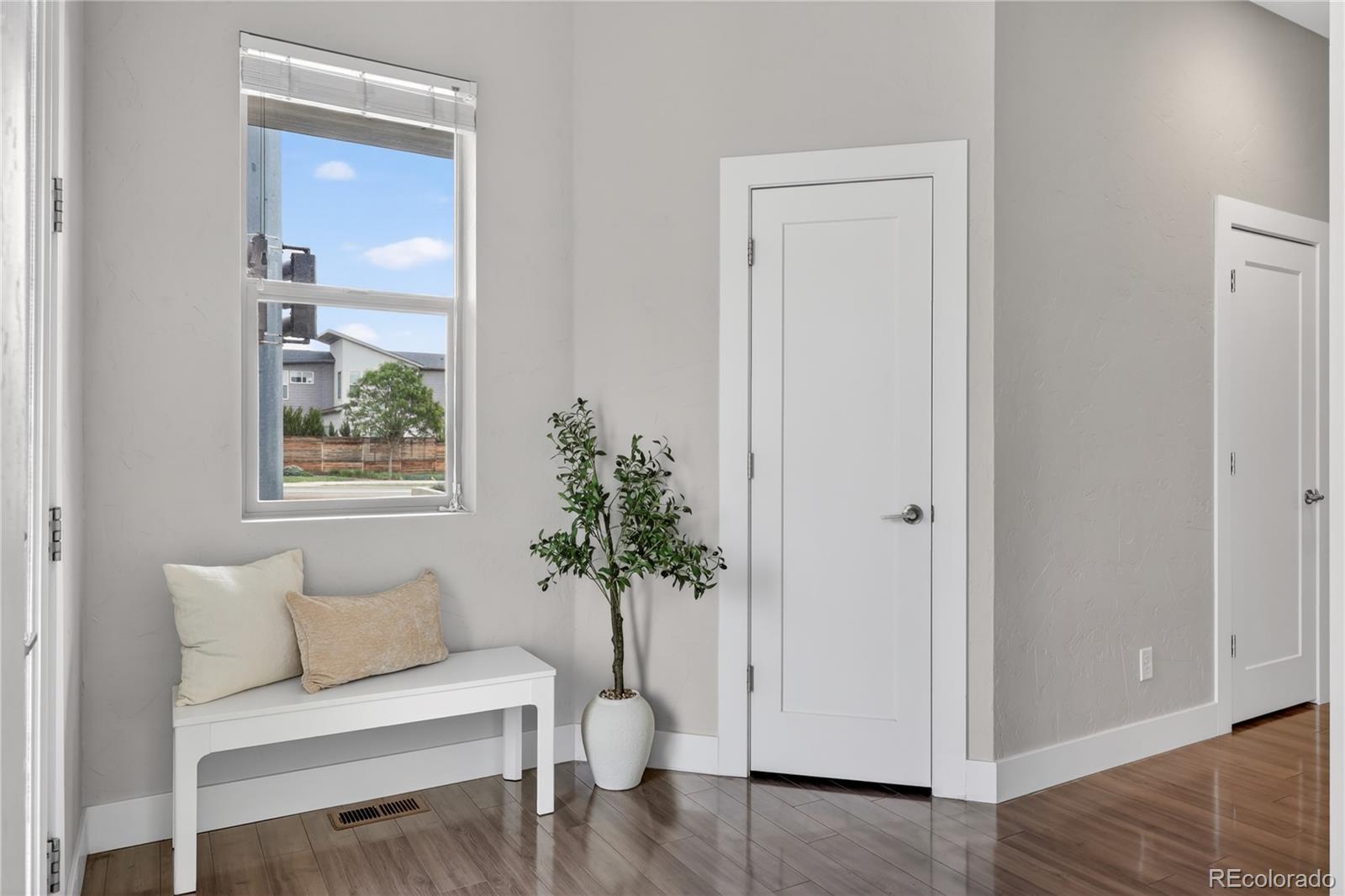 MLS Image #3 for 1622 w 67th avenue,denver, Colorado
