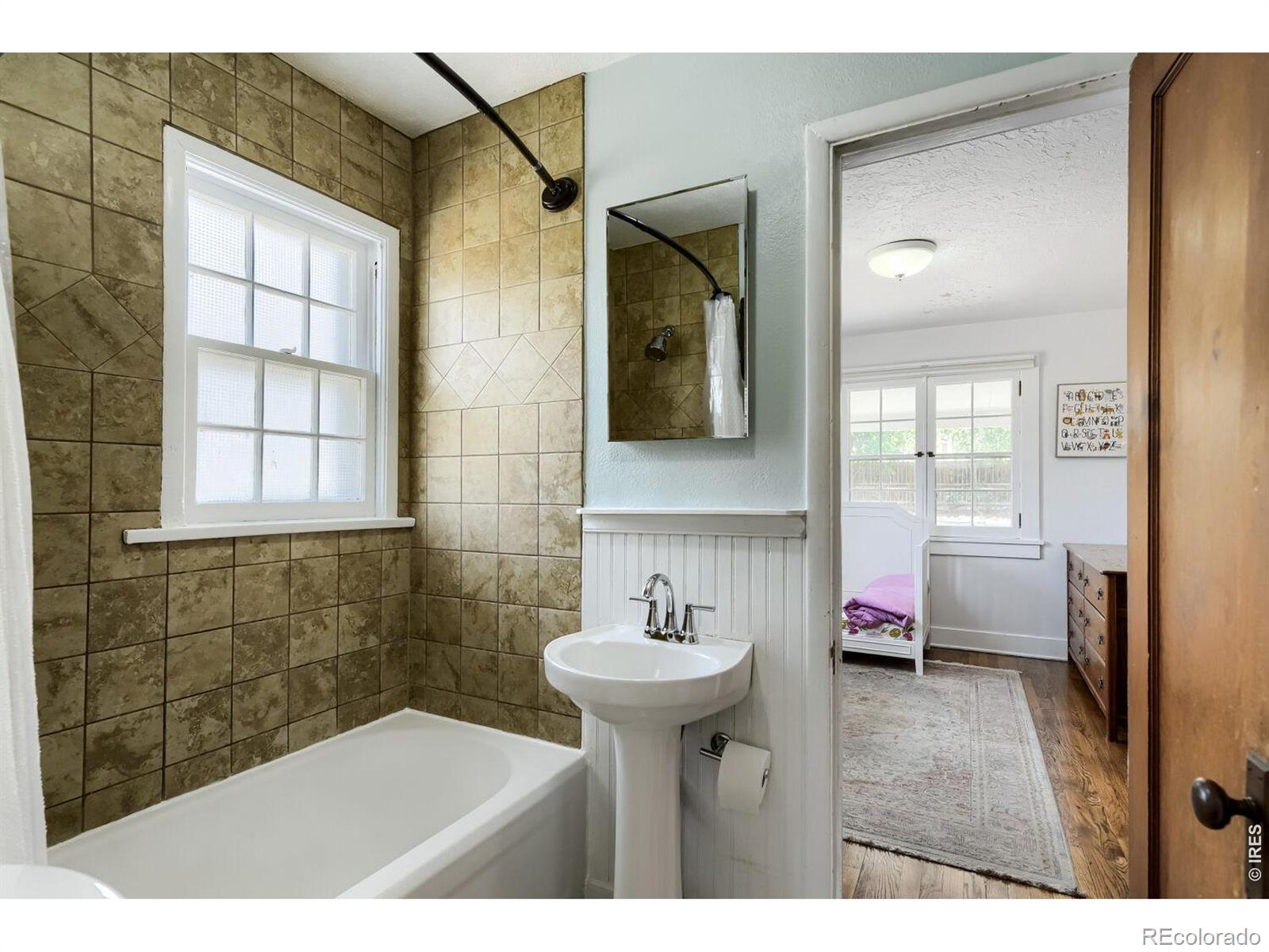 MLS Image #17 for 4350 s pennsylvania street,englewood, Colorado