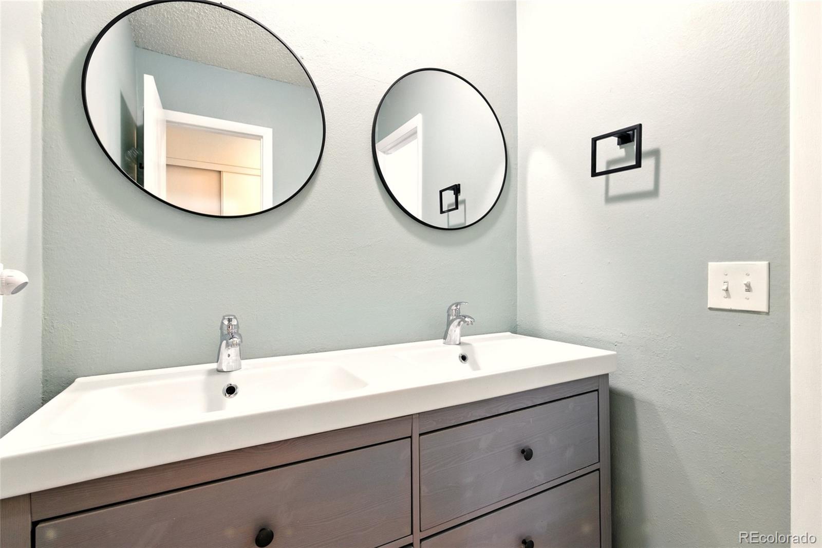 MLS Image #10 for 7995 e mississippi avenue g12,denver, Colorado