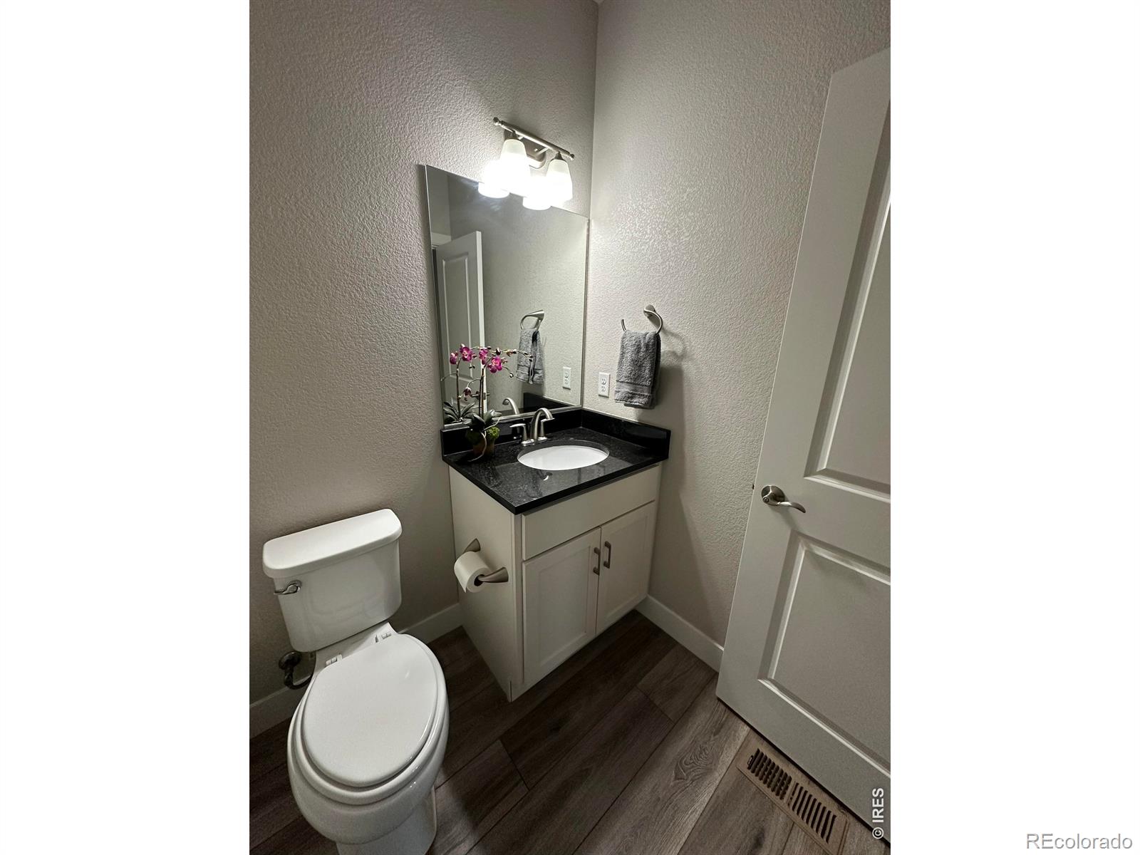 MLS Image #7 for 2608  kansas drive,fort collins, Colorado
