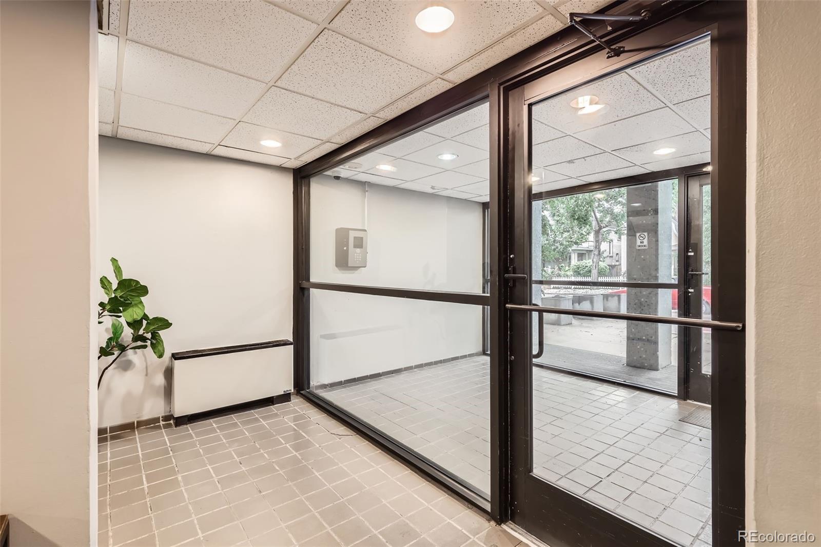 MLS Image #21 for 1050 n corona street,denver, Colorado