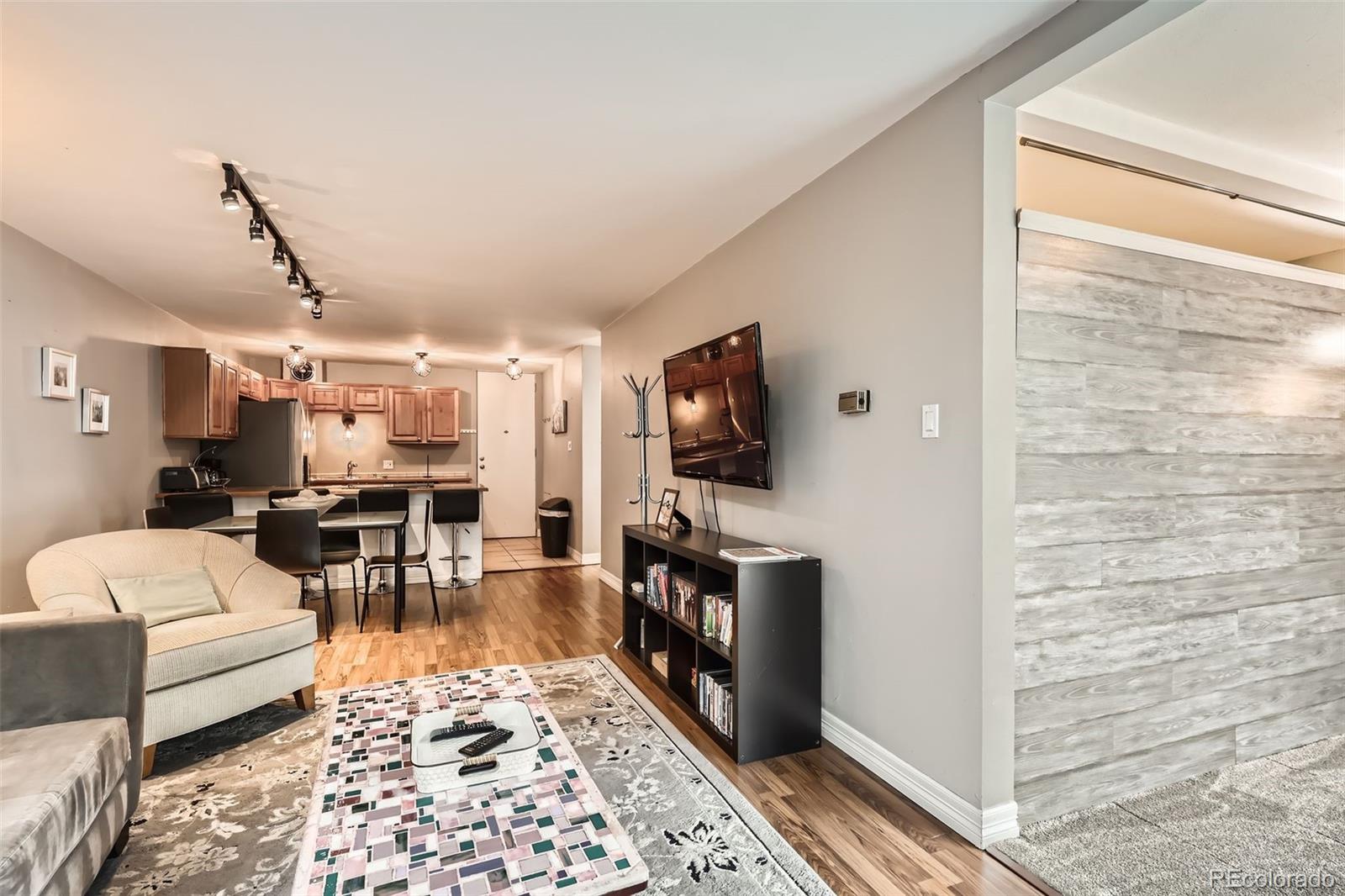 MLS Image #6 for 1050 n corona street,denver, Colorado